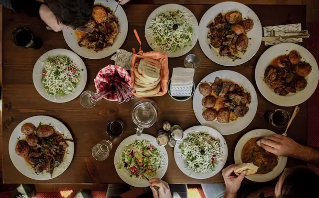 How to eat out without ruining the rest of the week